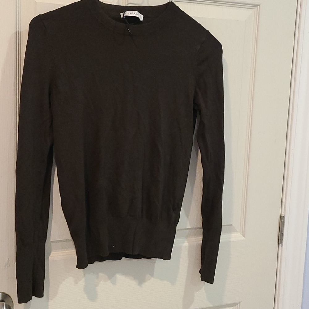 Zara knit top with cuffs gold buttons